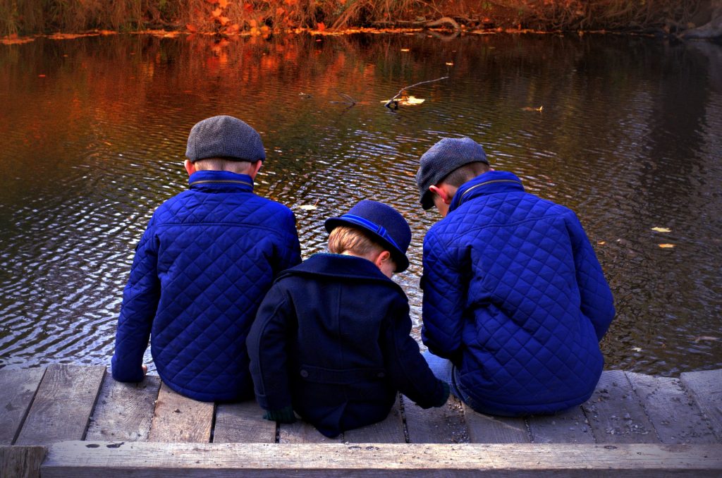 3 Ways To Be A Godly Brother